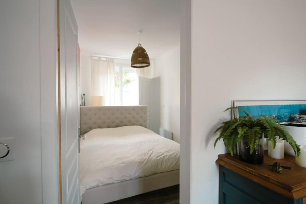 Appartement Avec Terrasse Privee, Plage A Pied Saint-Aubin-Sur-Mer  Extérieur photo